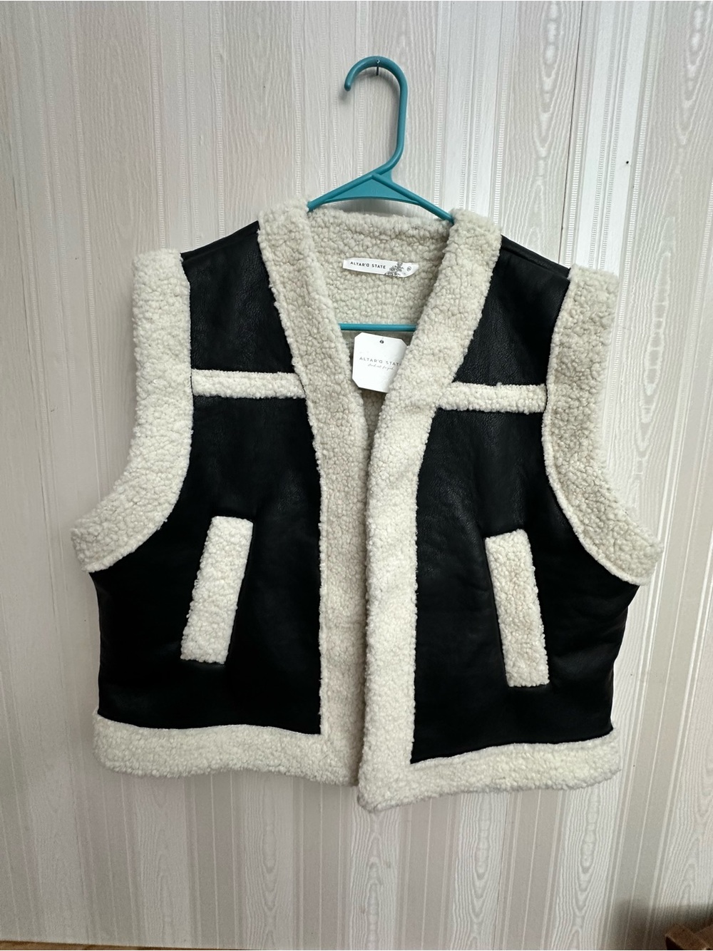 Faux Shearling Trim Vest - Black & Cream
